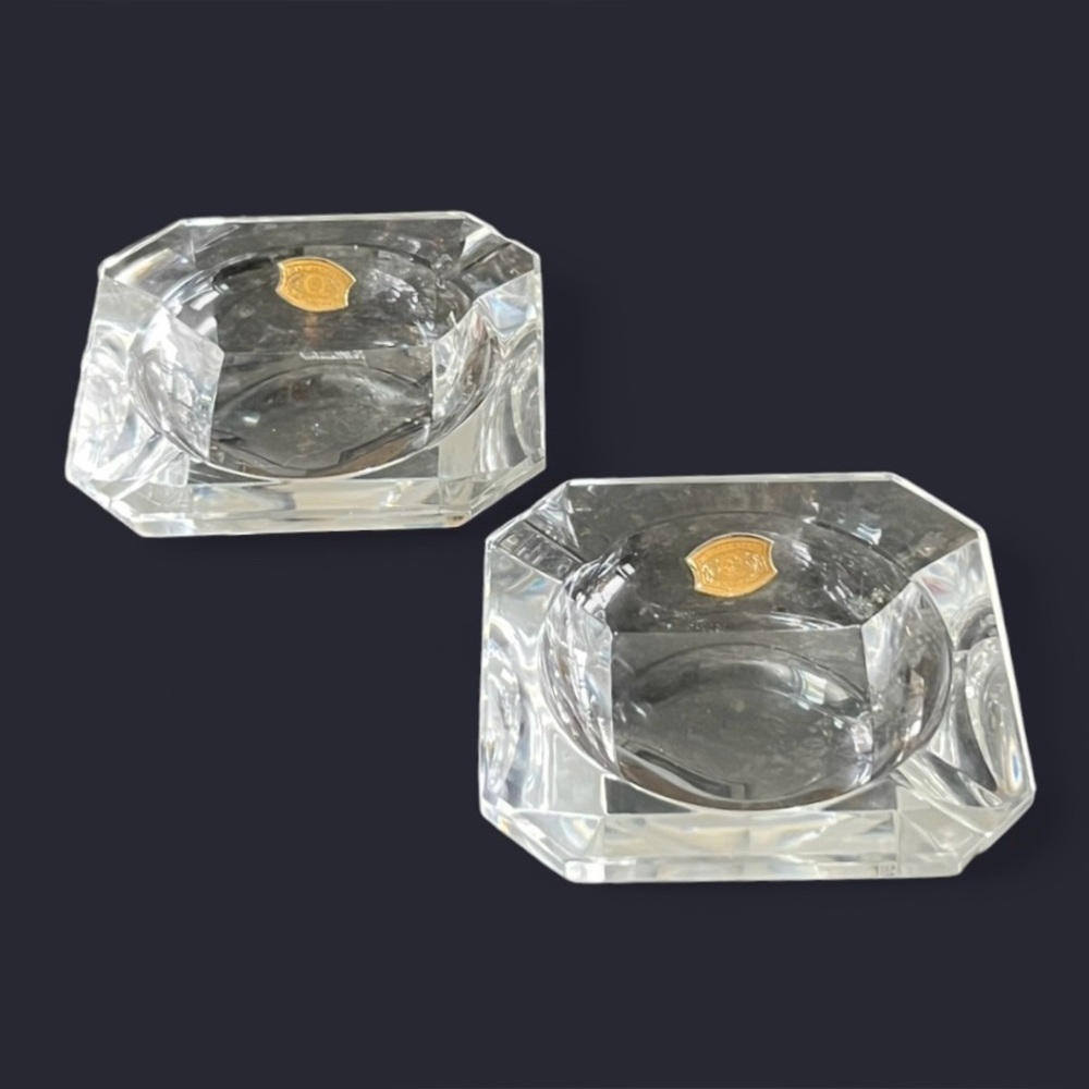 (2)Vintage MCM Val St. Lambert 🇧🇪 Faceted Lead Cut Crystal Ashtrays 4.5” x 4.5”